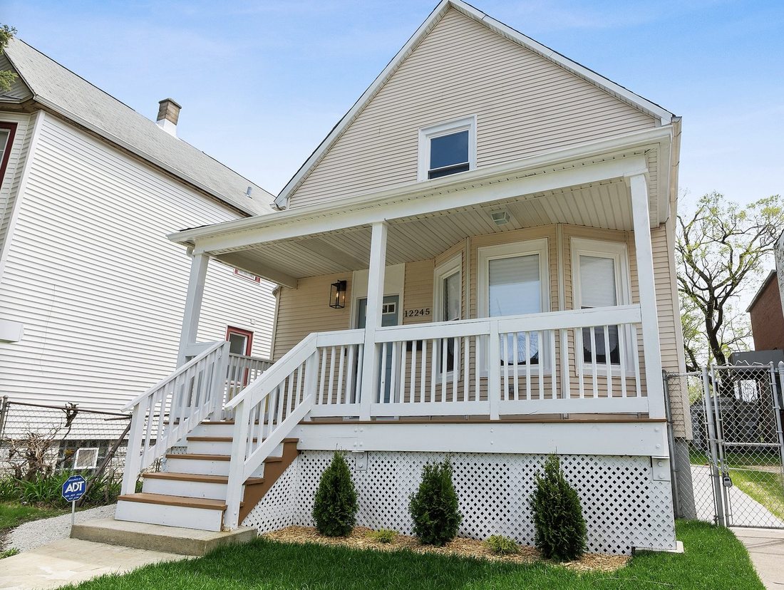 Porches, windows and carpentry, one of our jobs