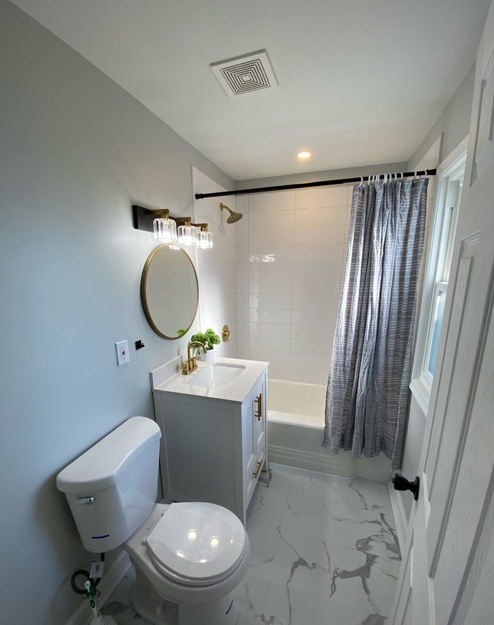 bathroom, 315