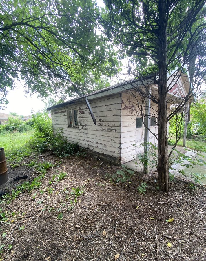 exterior, 315